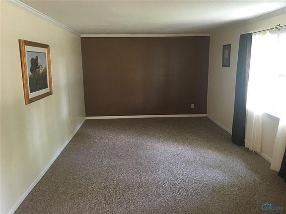 3rd image of 1306 Oakwood Ave