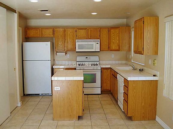 4th image of 440 Gallantry Ct