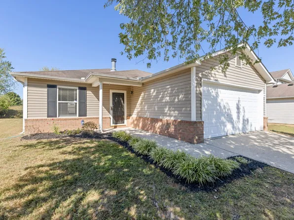 2780 Sutherland Dr, Thompsons Station, TN 37179