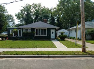 334 Glen Rd, West Hempstead, NY 11552