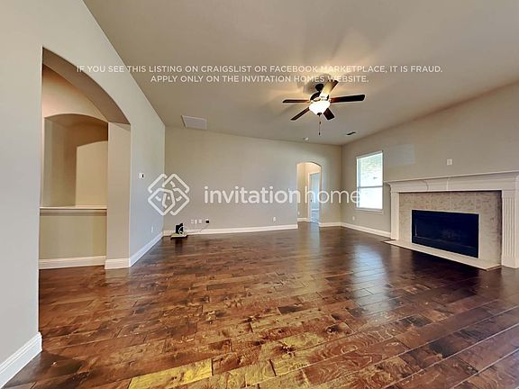 3rd image of 5629 Park View Dr