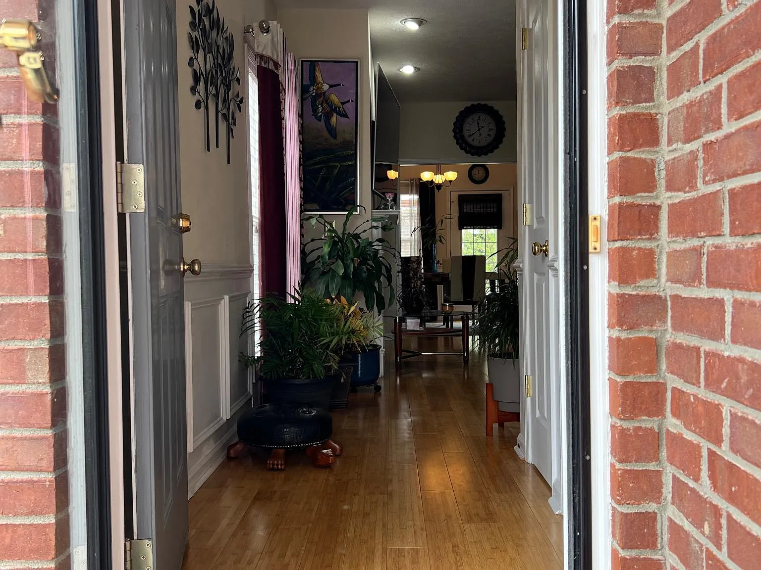 4 bed, 2306 sqft, $2,800 — Photo 4