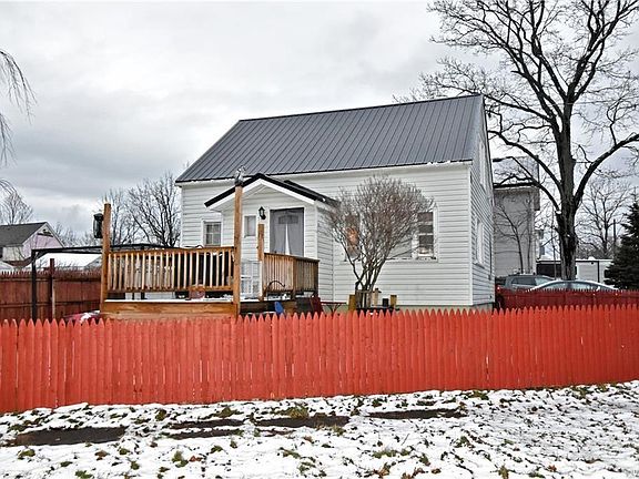 3rd image of 20 Christy St