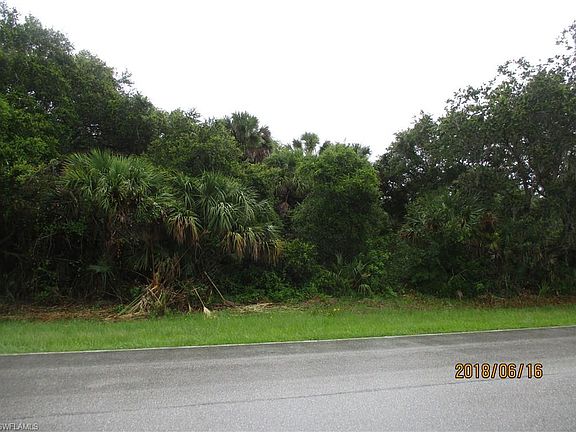 3rd image of 184 Ravenswood Blvd