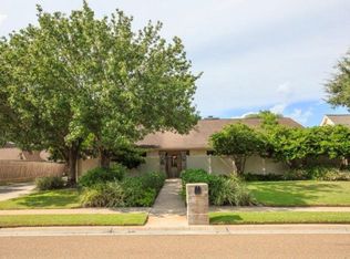 206 Champions Row, Victoria, TX 77904
