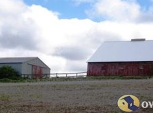 8407 Sand Hill Rd, Platteville, WI 53818