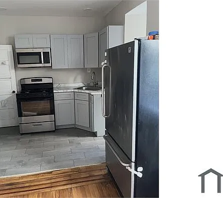 3 bed, 1062 sqft, $1,900 — Photo 2