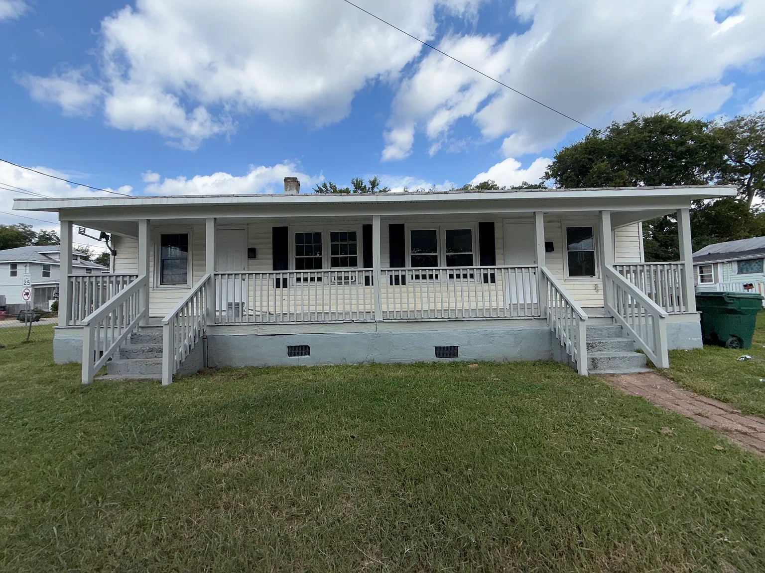 2 bed, 656 sqft, $1,185 — Photo 1