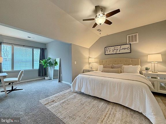 5th image of 379 Buckeye Cir
