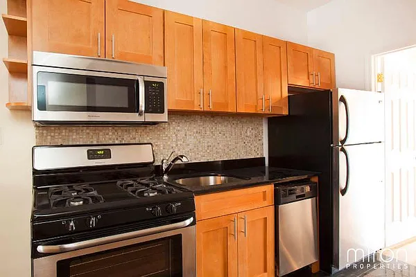 Rented by Miron Properties | media 14