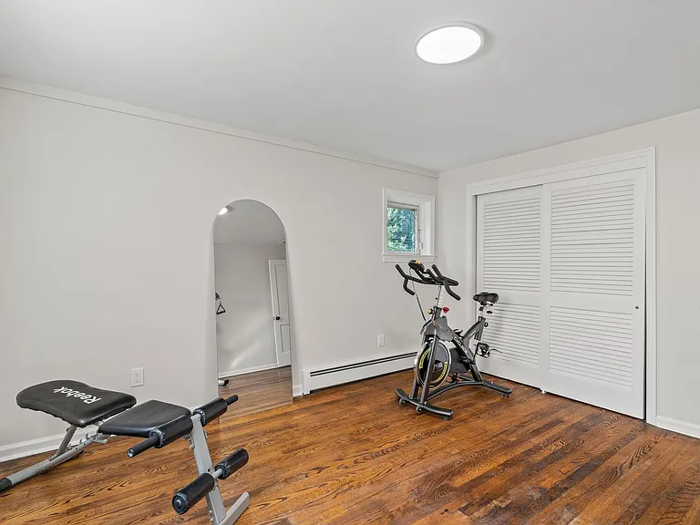 341 Crum Creek Ln — Photo 22