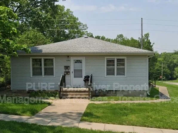 2503 SW Central Park Ave, Topeka, KS 66611
