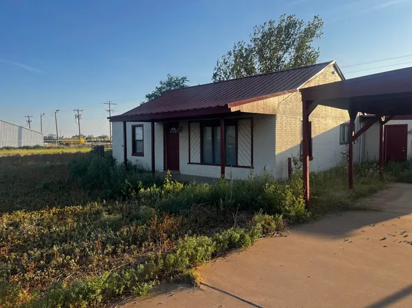 1692 Avenue S, Levelland, TX 79336