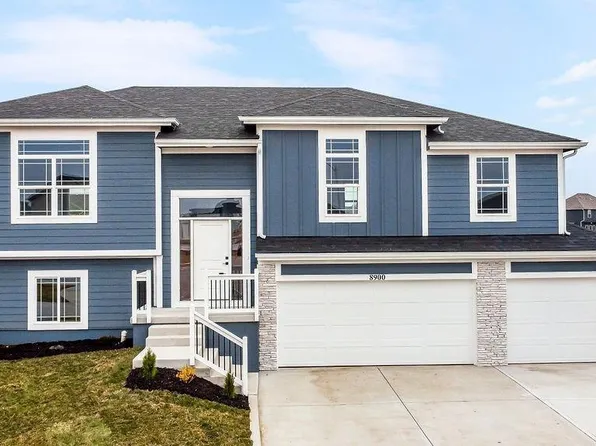 1348 N Holland Dr, Independence, MO 64056