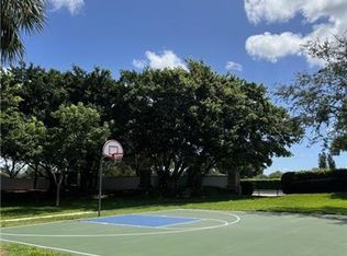 9200 Old Orchard Rd, Fort Lauderdale, FL 33328