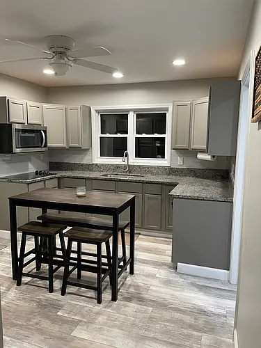 464 Linneys Mountain Rd Photo 1