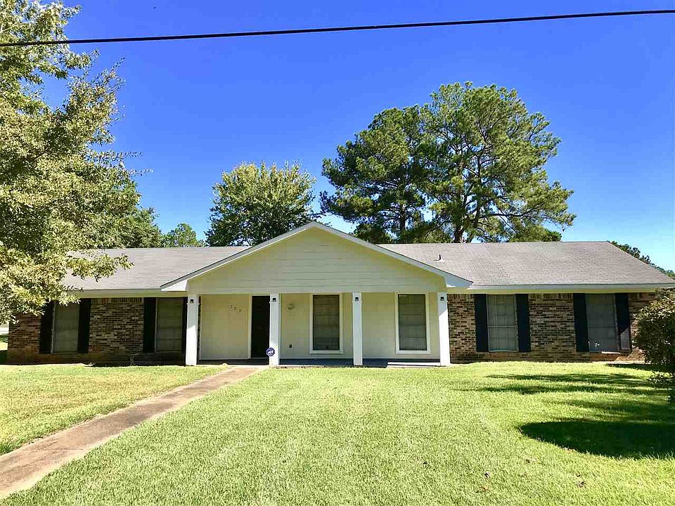2nd image of 707 McCormack Ct