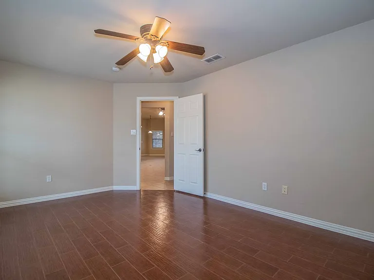 5957 Stacy Ln — Photo 13