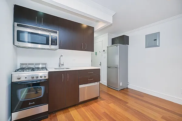 Rented by Keller Williams NYC | media 21