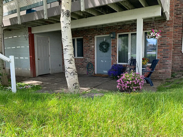 1604 Sand Ct #8 — Photo 3