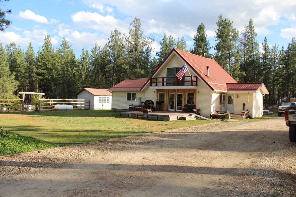 159 N Kootenai Creek Rd - Property Image