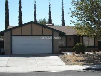 1st image of 325 Lorenzi St