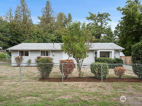 2nd image of 10713 10th Street Ct E