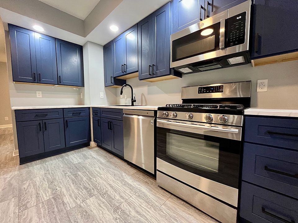 1st image of 3897 Brownsville Rd #1