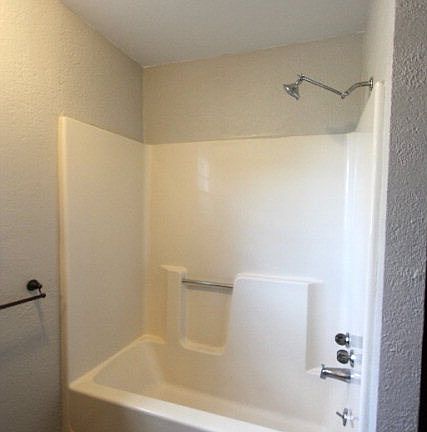 5th image of 518 Glendale Ave