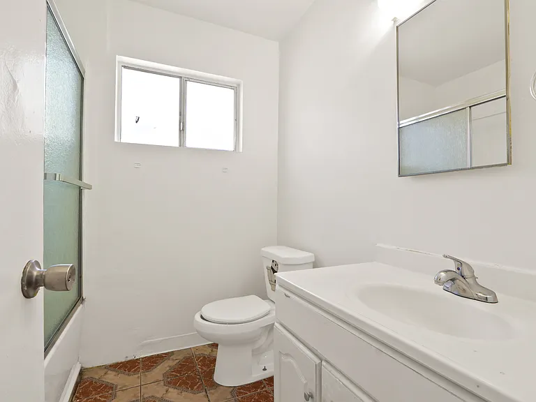 3025 Garnet Ln #B — Photo 9