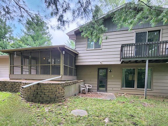 4th image of 3 Belmont Dr