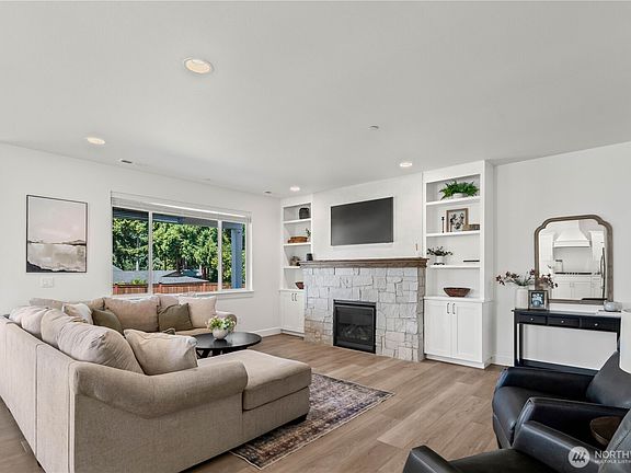3rd image of 3922 82nd Avenue Ct W