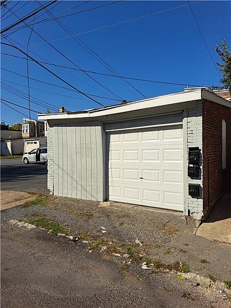 2nd image of 378 E High St
