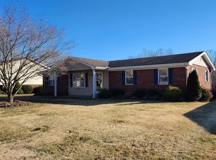 1490 S Calumet Dr, Worthington, KY