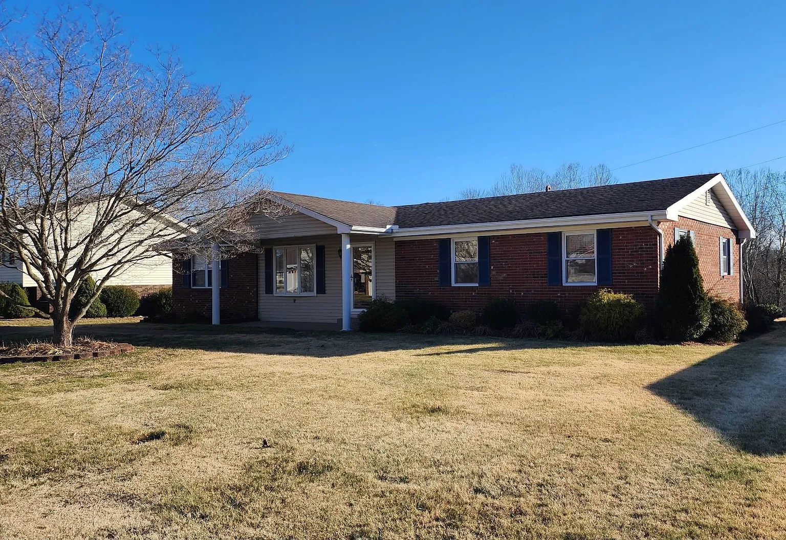 1490 S Calumet Dr photo 1