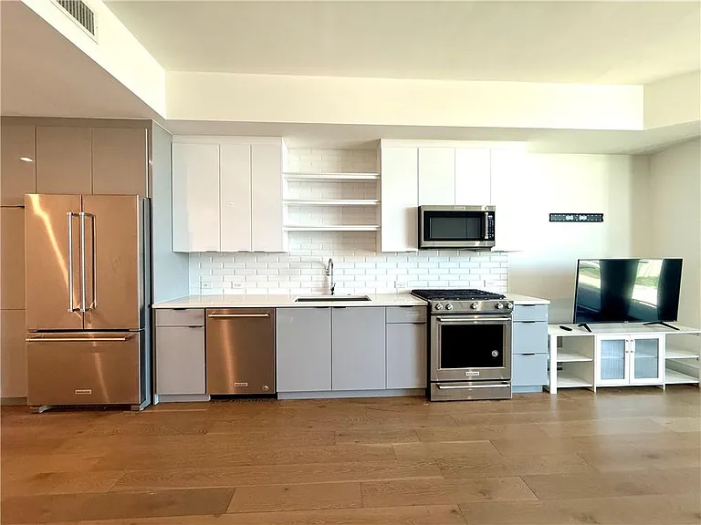 788 W Marietta St NW #1212 — Photo 5
