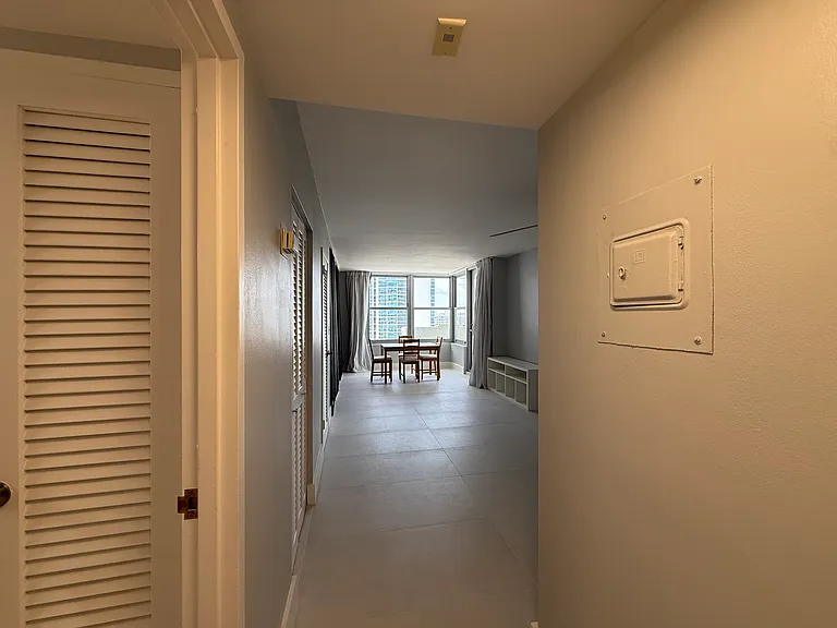 2899 Collins Ave #1022 — Photo 12