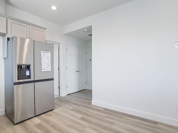 3rd image of 2920 Granger St #2
