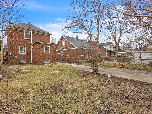 3rd image of 14150 Forrer St