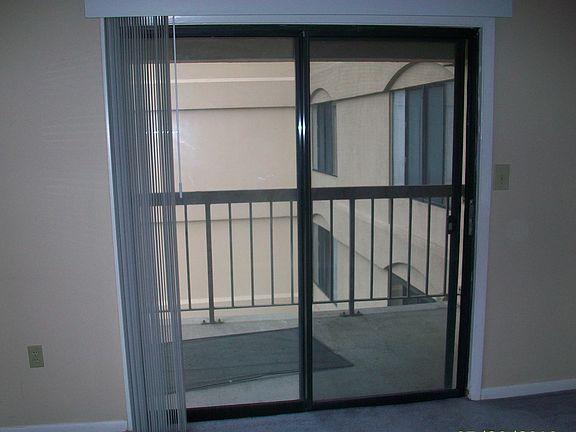 4th image of 1600 Park Cir APT 416