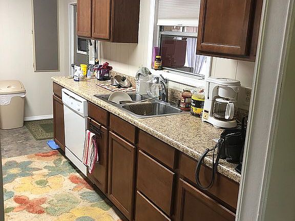 5th image of 2450 Highland Acres Dr