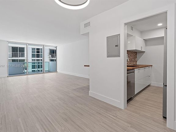 2nd image of 1200 West Ave APT 521