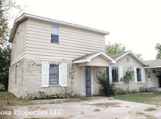 1023 N Jefferson St, Springdale, AR 72764
