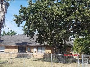 1921 Woodsman Dr, College Station, TX 77840