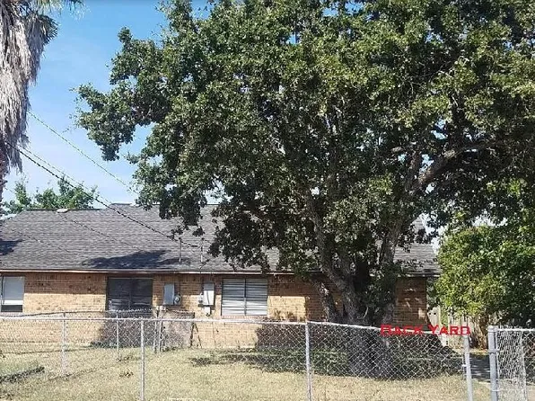 1921 Woodsman Dr, College Station, TX 77840