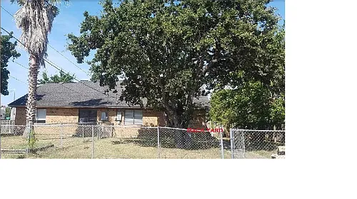 1921 Woodsman Dr Photo 1
