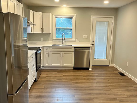 5th image of 456 Gladeville Rd #B
