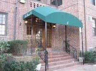 6 Burns St APT 219, Forest Hills, NY 11375