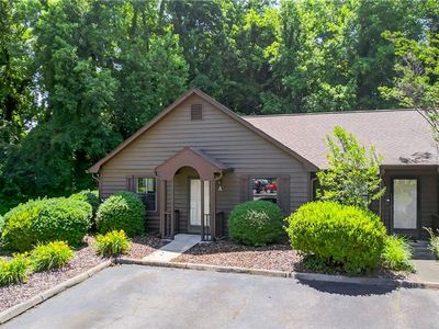 1814 Guyer St APT A, High Pt, NC, 27265