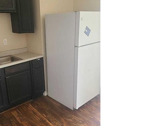 5th image of 1710 Union St W #4